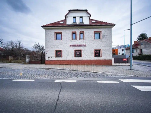 Prodej domu 324 m², pozemek 399 m²