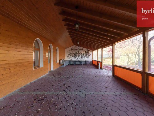 Prodej chaty 820 m², pozemek 356 m²