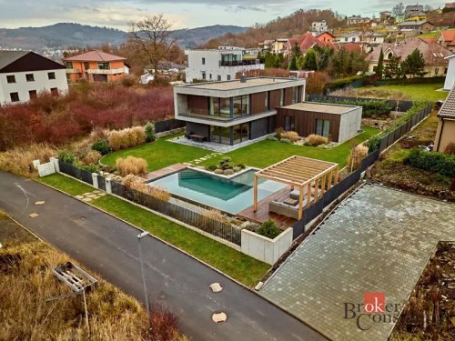 Prodej stavebního pozemku 1062 m²