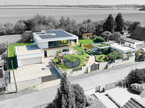 Prodej domu 349 m², pozemek 1385 m²