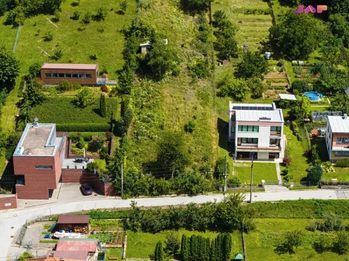 Prodej stavebního pozemku 1276 m²