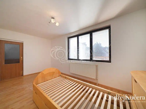 Prodej domu 234 m², pozemek 796 m²