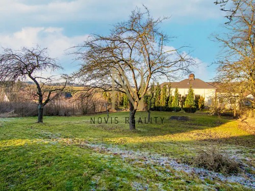Prodej stavebního pozemku 876 m²