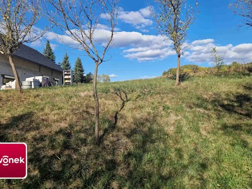 Prodej stavebního pozemku 2007 m²