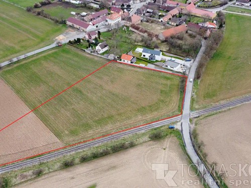 Prodej stavebního pozemku 9294 m²