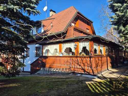 Prodej domu 400 m², pozemek 934 m²