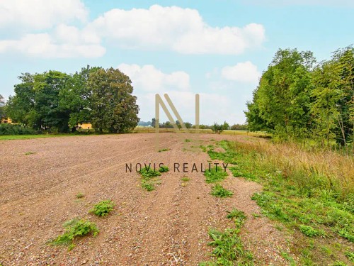 Prodej stavebního pozemku 906 m²