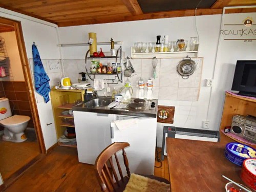Prodej chaty 21 m², pozemek 391 m²