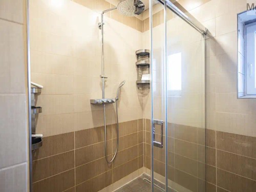 Prodej domu 330 m², pozemek 1487 m²