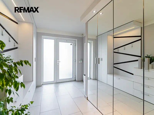 Prodej domu 233 m², pozemek 1279 m²