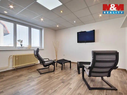 Prodej domu 303 m², pozemek 924 m²