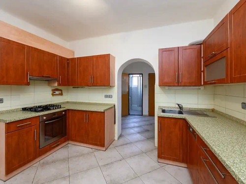 Prodej domu 300 m², pozemek 473 m²