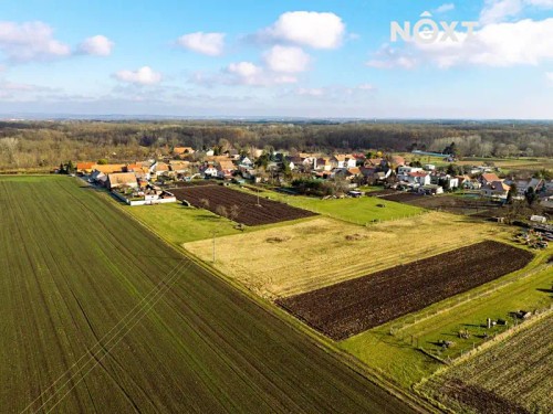 Prodej stavebního pozemku 4530 m²