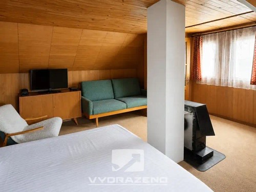 Prodej chaty 244 m², pozemek 350 m²