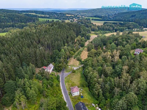 Prodej stavebního pozemku 1450 m²