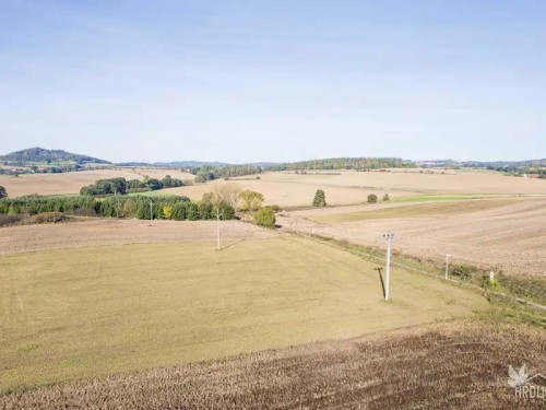 Prodej stavebního pozemku 1850 m²