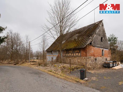 Prodej stavebního pozemku 3004 m²