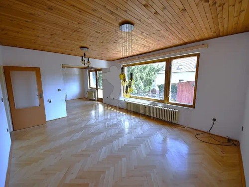 Prodej domu 200 m², pozemek 877 m²