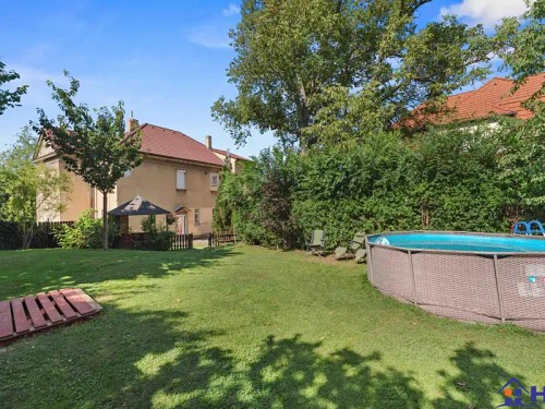 Prodej vily 330 m², pozemek 701 m²