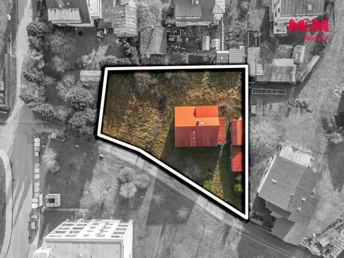Prodej domu 225 m², pozemek 1225 m²