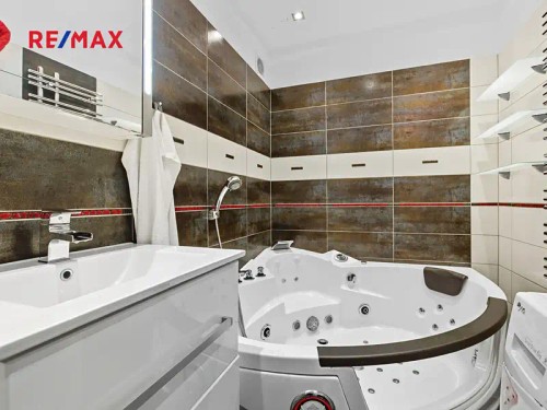 Prodej bytu 4+kk 86 m²