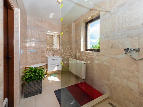 Prodej domu 173 m², pozemek 1433 m²