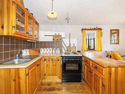 Prodej chalupy 158 m², pozemek 126 m²