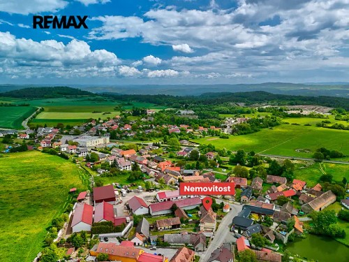 Prodej domu 200 m², pozemek 1223 m²
