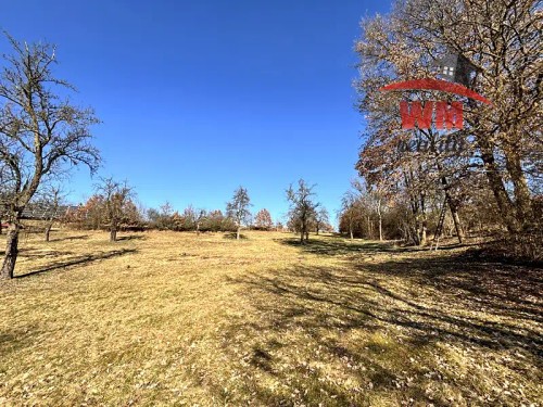 Prodej stavebního pozemku 4036 m²