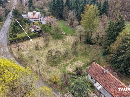 Prodej stavebního pozemku 1630 m²