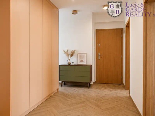 Prodej bytu 2+1 56 m²