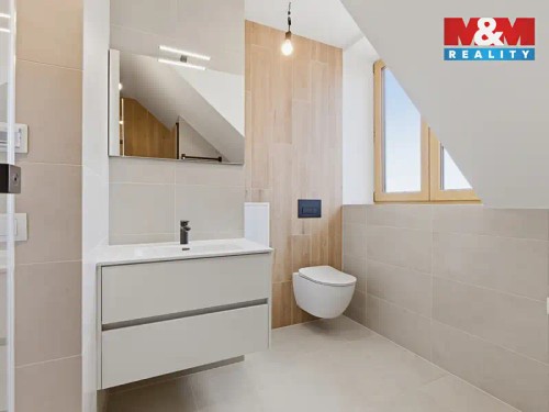 Prodej bytu 2+kk 77 m²