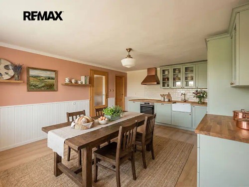 Prodej domu 152 m², pozemek 8593 m²