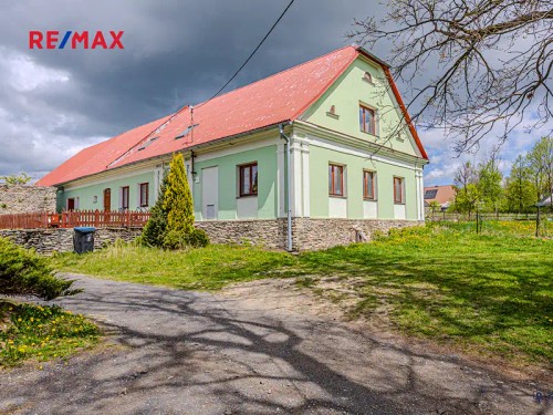 Prodej chalupy 460 m², pozemek 4142 m²