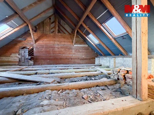 Prodej domu 225 m², pozemek 1397 m²