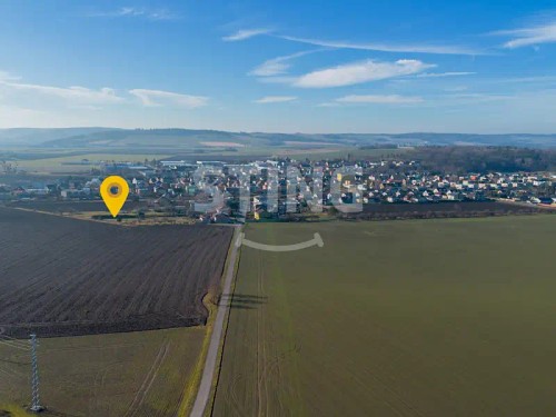 Prodej stavebního pozemku 828 m²