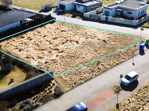 Prodej stavebního pozemku 809 m²