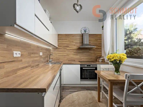 Prodej bytu 2+1 66 m²
