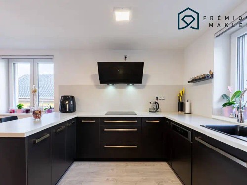 Prodej domu 353 m², pozemek 772 m²