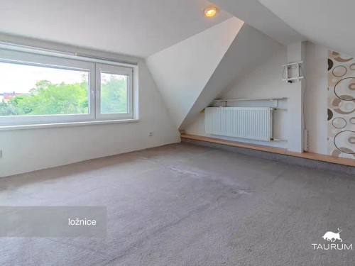 Prodej domu 226 m², pozemek 1 m²