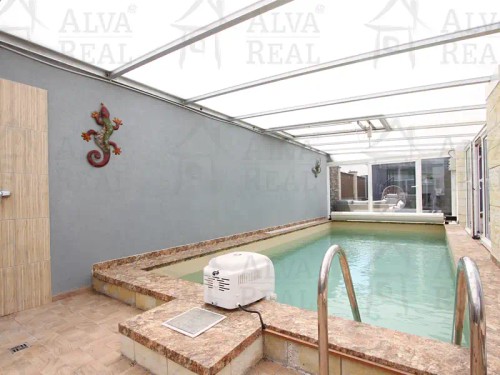 Prodej domu 366 m², pozemek 792 m²