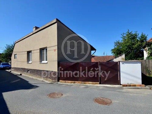Prodej domu 144 m², pozemek 331 m²