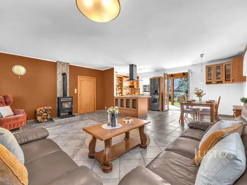 Prodej chaty 120 m², pozemek 646 m²