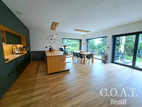 Prodej domu 140 m², pozemek 1565 m²