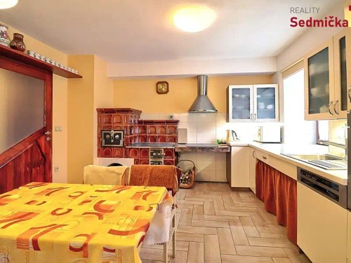 Prodej domu 318 m², pozemek 1300 m²