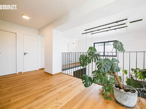 Prodej vily 420 m², pozemek 797 m²