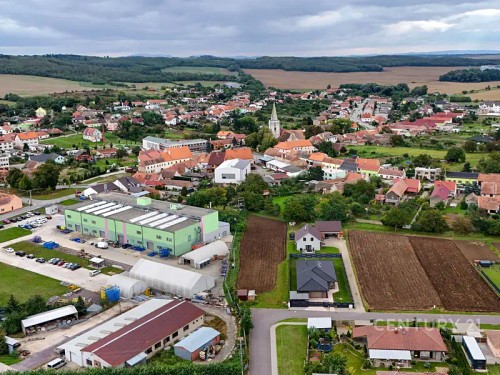 Prodej stavebního pozemku 800 m²