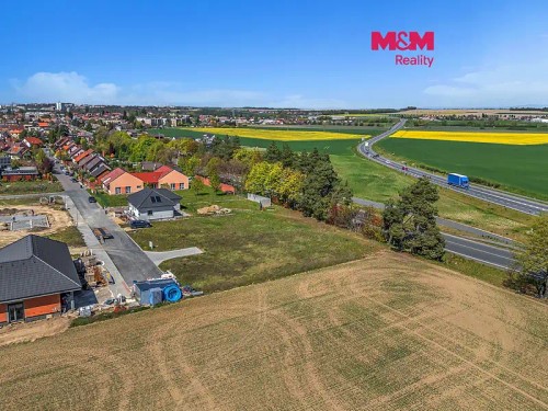 Prodej stavebního pozemku 923 m²