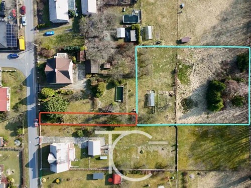 Prodej stavebního pozemku 1900 m²