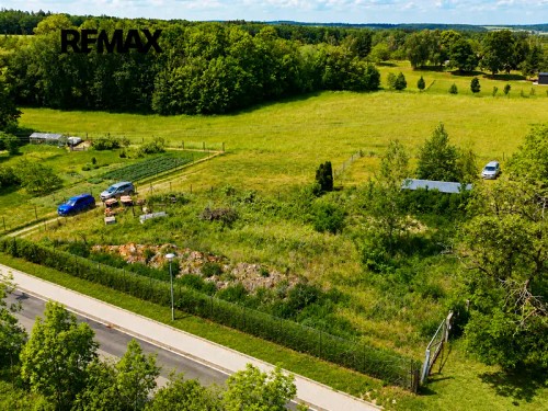 Prodej stavebního pozemku 1340 m²